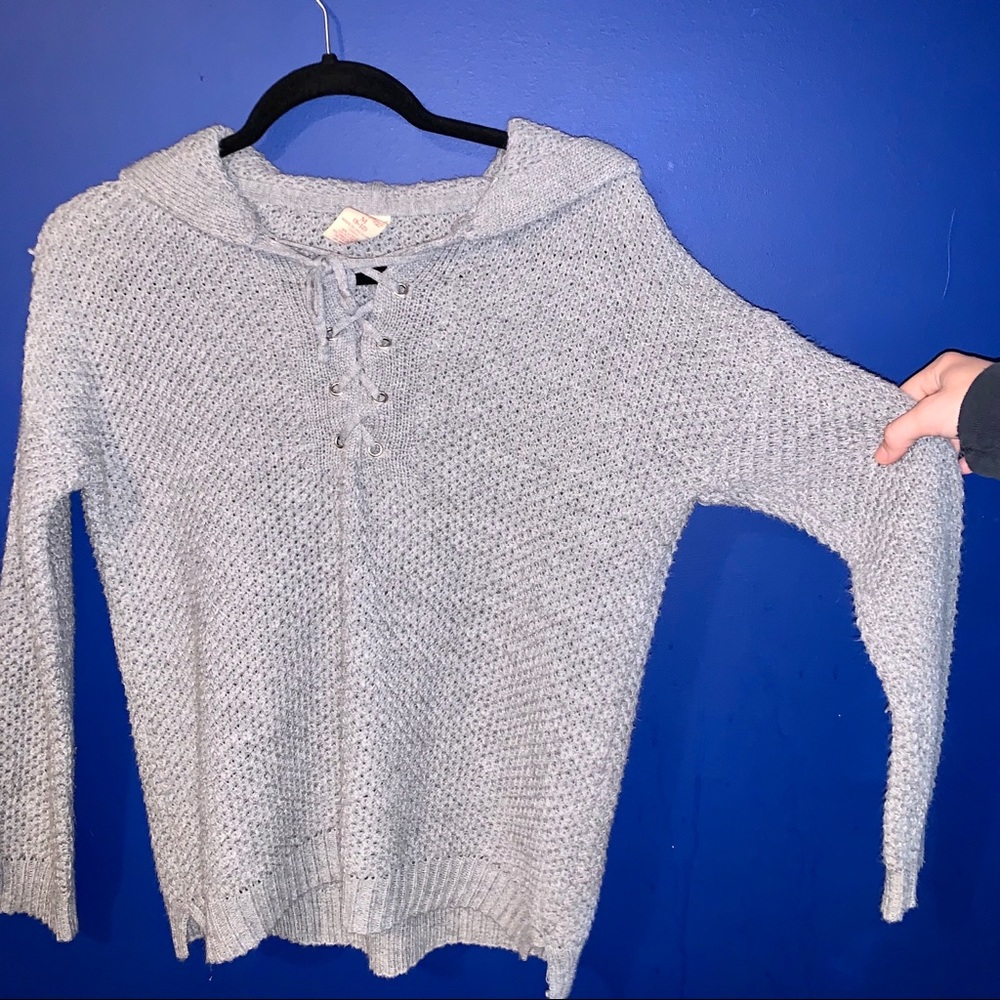 🌪Grey Hooded Lace Up Sweater